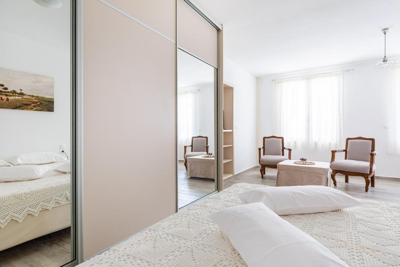 Syraino Apartment Skopelos Town Ngoại thất bức ảnh