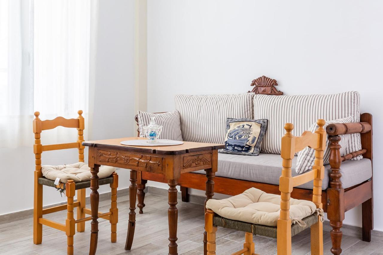 Syraino Apartment Skopelos Town Ngoại thất bức ảnh