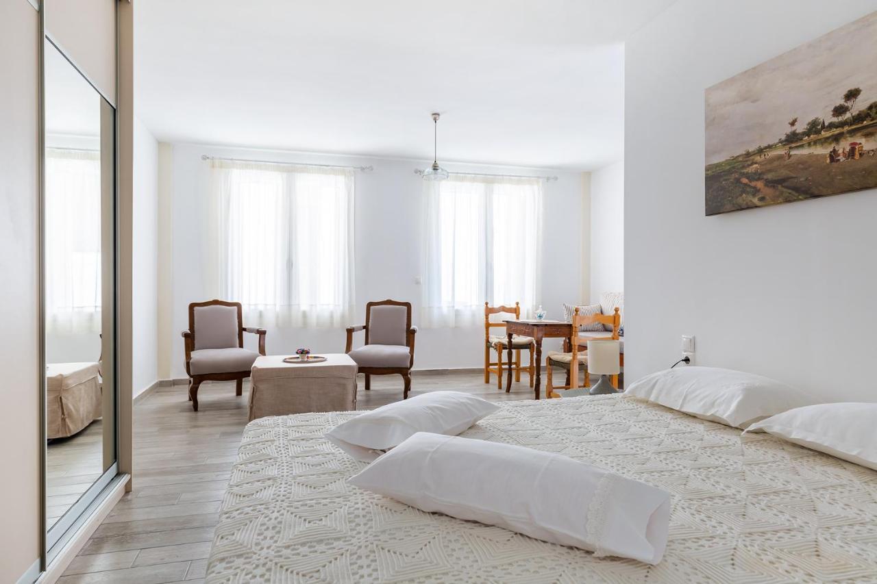 Syraino Apartment Skopelos Town Ngoại thất bức ảnh