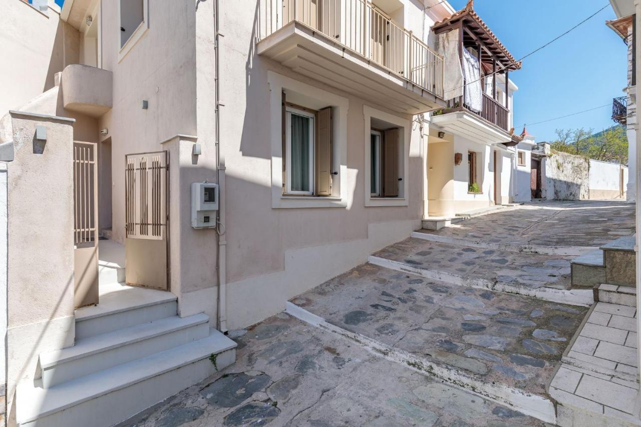 Syraino Apartment Skopelos Town Ngoại thất bức ảnh